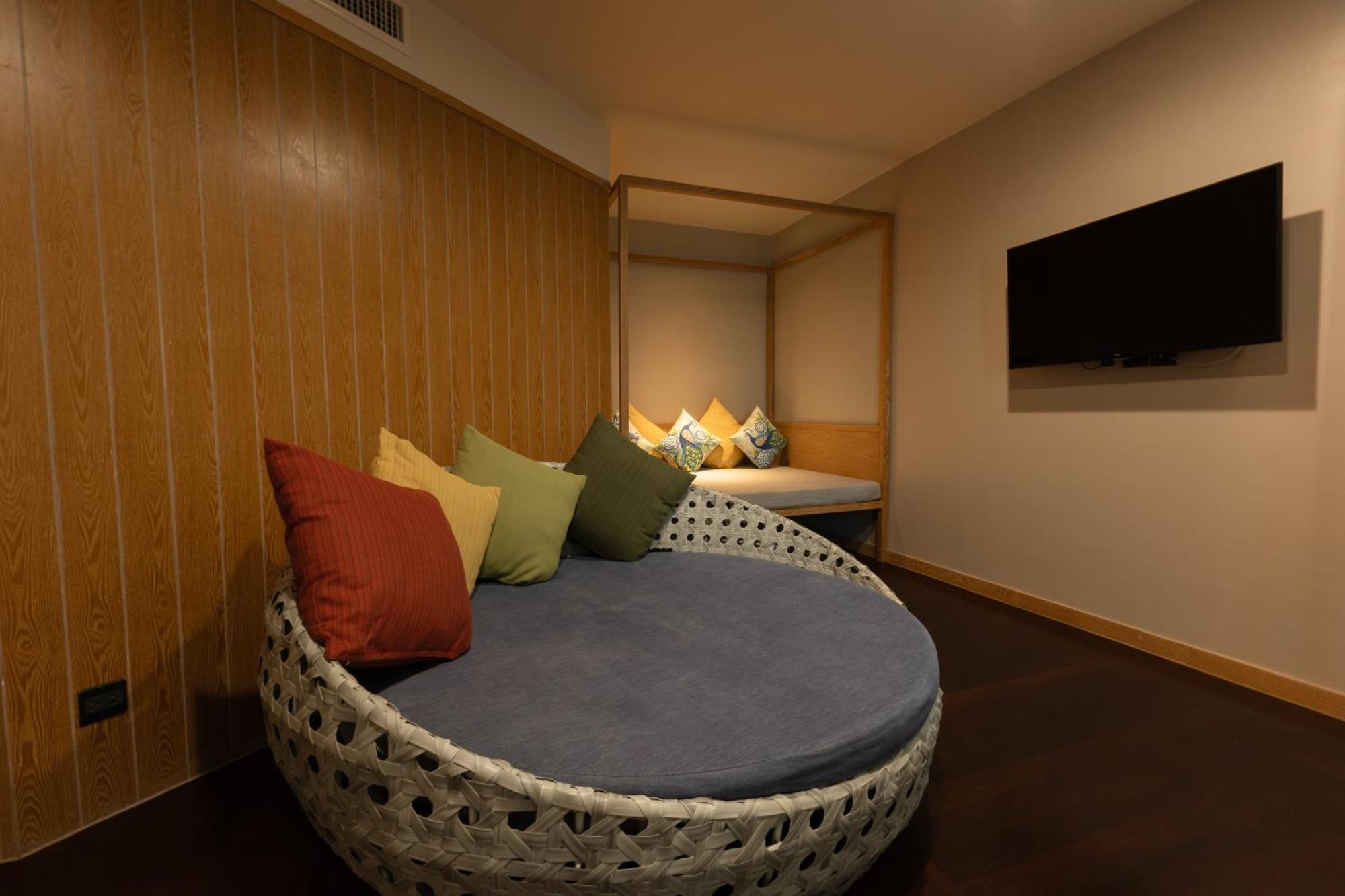 Andaman Cannacia Resort&Spa - SHA Extra Plus Kata Beach Exterior foto